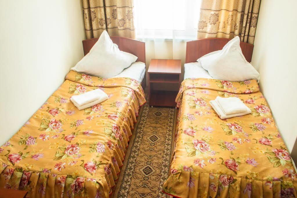 Park Hotel&Hostel Karakol Exteriér fotografie